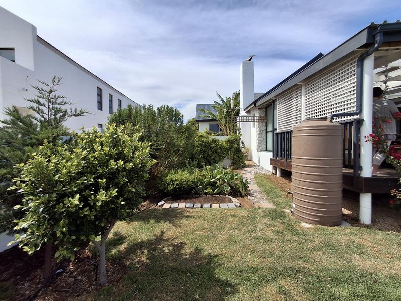 4 Bedroom Property for Sale in Duyker Eiland Western Cape
